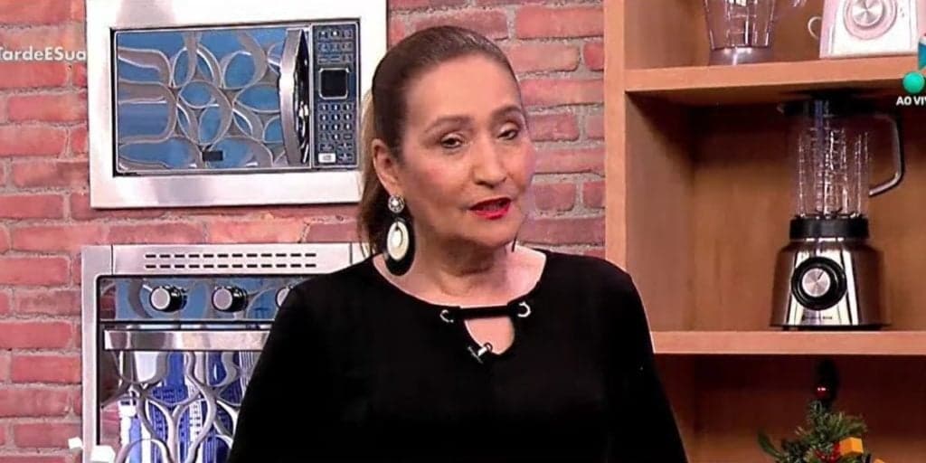 "Eles deixam a máscara cair", explode Sonia Abrão sobre famosos da Globo: "Que gente frouxa"
