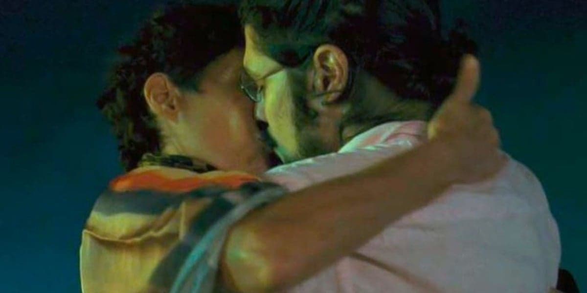 Rebeca (Andrea Beltrão) e Felipe (Gabriel Leone) se beijam em "Um Lugar ao Sol" (Foto: Reprodução/TV Globo)