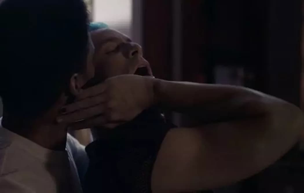Visky e Joseph em Verdades Secretas 2 (Foto: Globoplay) Visky e Joseph em Verdades Secretas 2 (Foto: Globoplay)