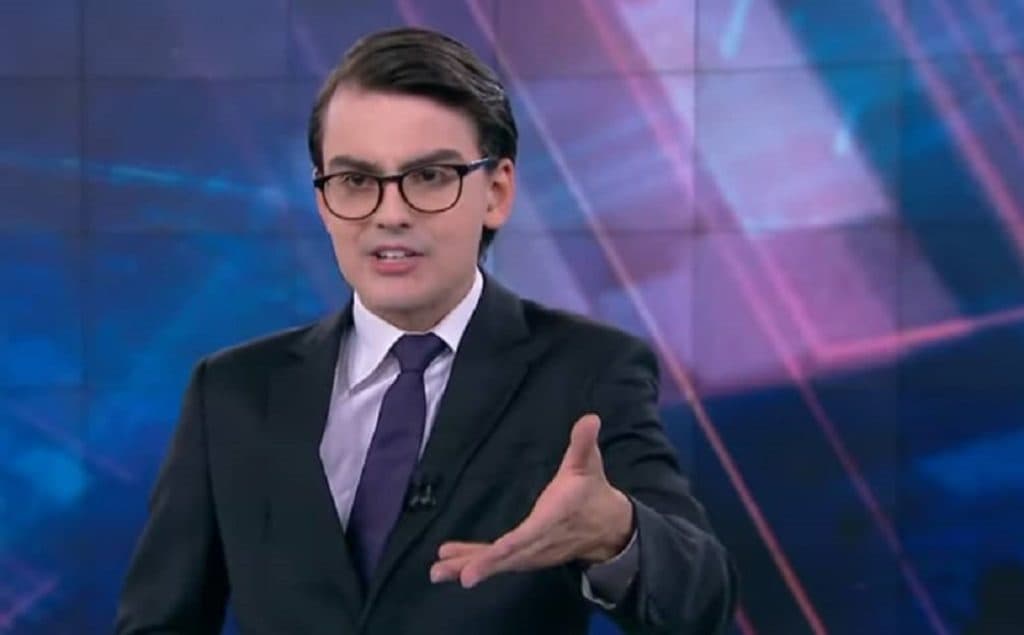Dudu Camargo tem programa invadido no SBT e homem ofende e agride jornalista ao vivo: "Pode parar cara##"