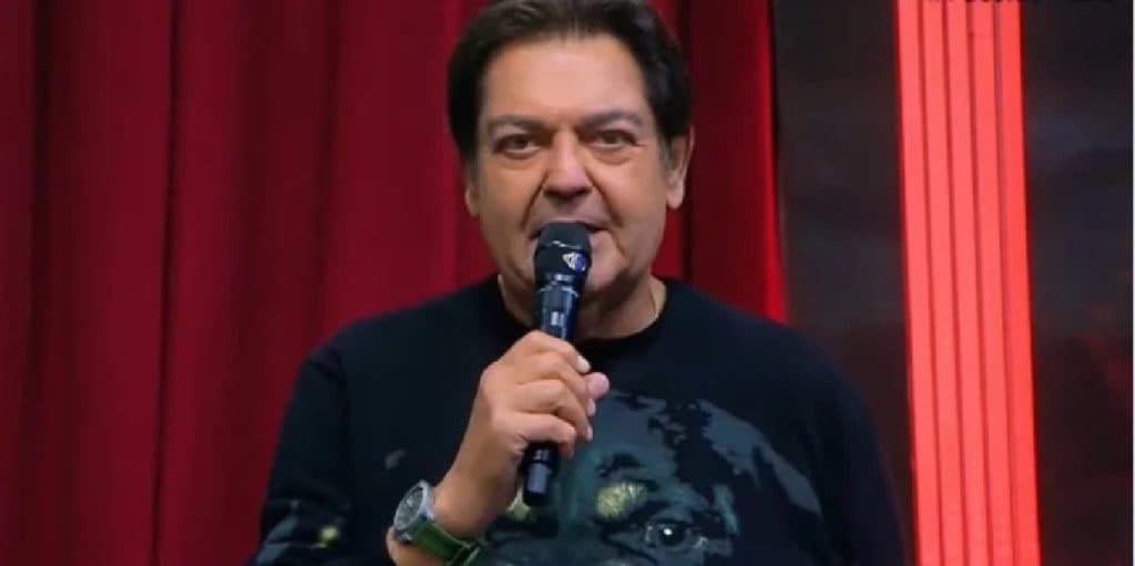Após chegada de Faustão, Band esvazia setor inteiro, tem mudança às pressas e faz nova reformulação para o programa