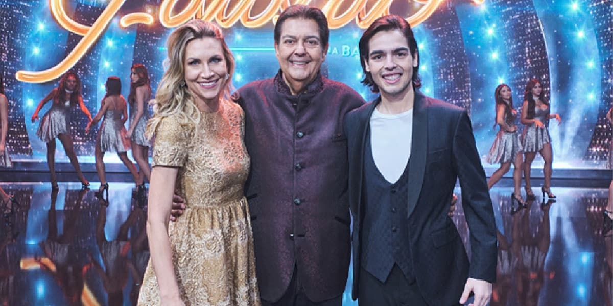 http://tvfoco.uai.com.br/wp-content/uploads/2015/05/Daniela-Mercury.jpg