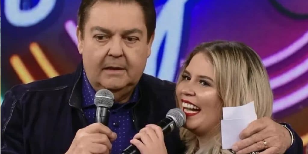 Em queda livre, Faustão convoca esquadrão para destruir concorrência e até Marília Mendonça é "usada"