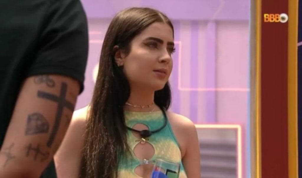 Jade Picon revela interesse em beijar boy bonitão no BBB22 e analisa situação: "Tem que escolher bem"