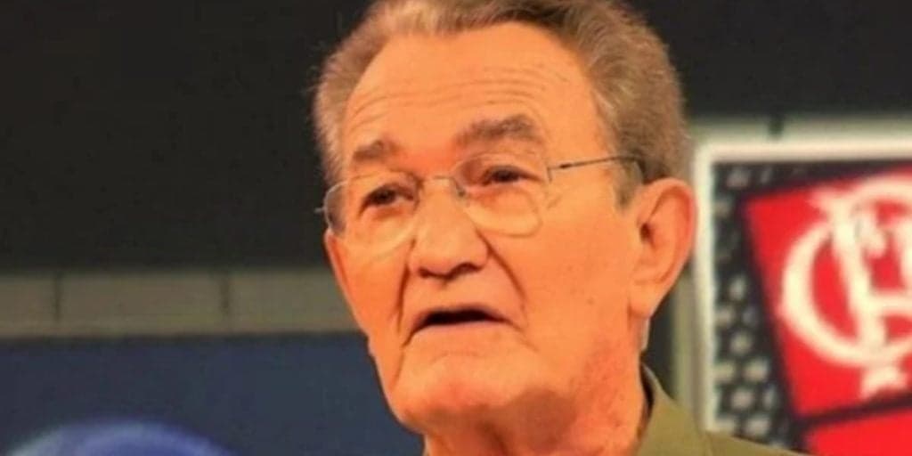 Na Globo há 52 anos, Léo Batista nega aposentadoria e fecha contrato vitalício 