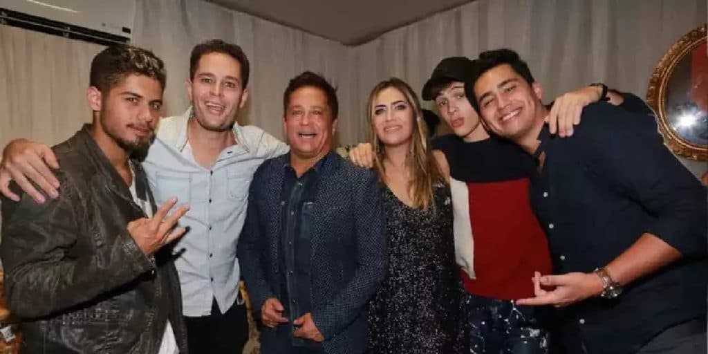 Filho de Leonardo aparece e comemora a vida ao lado de seu pai: “Demais”