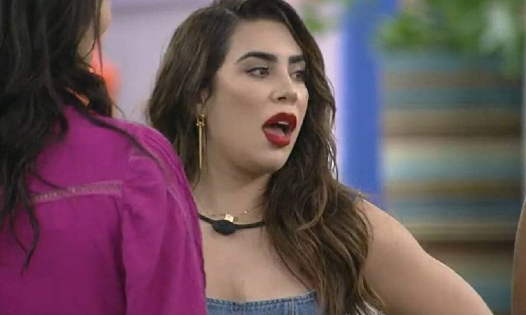 BBB22: Naiara Azevedo chega fazendo exigências e irrita pipocas ‘Tem que ter noção’