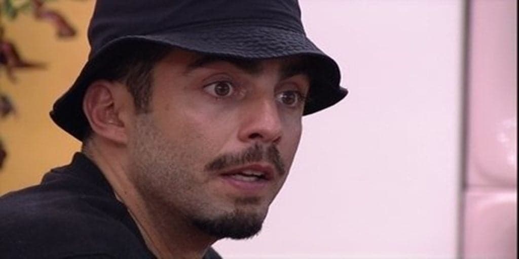 BBB22: Pedro Scobby detona Luciano, perde a paciência e diz: "Escuta, oferecemos apoio e você não ligou"