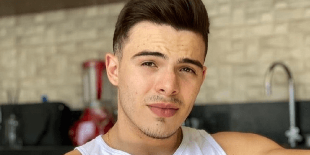 Thomaz Costa se converteu e diz que curou jovem