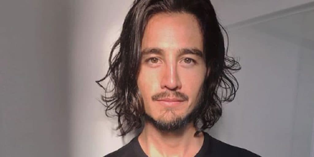 Tiago Iorc expõe diagnóstico de COVID-19, após se isolar do mundo e dos holofotes: “Resistência”