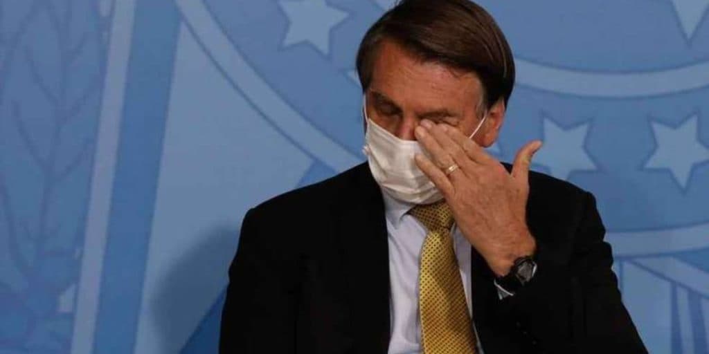 Bolsonaro é chamado no hospital às pressas e recebe pior notícia sobre sua mãe, aos 94 anos