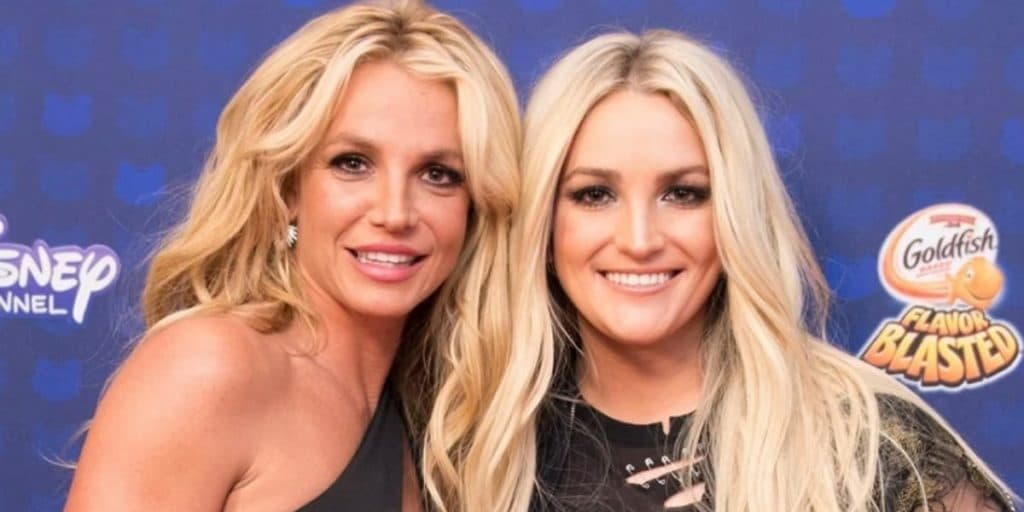 Britney Spears xinga a irmã após ela expor polêmicas familiares em livro aberto: "Você é a escória"
