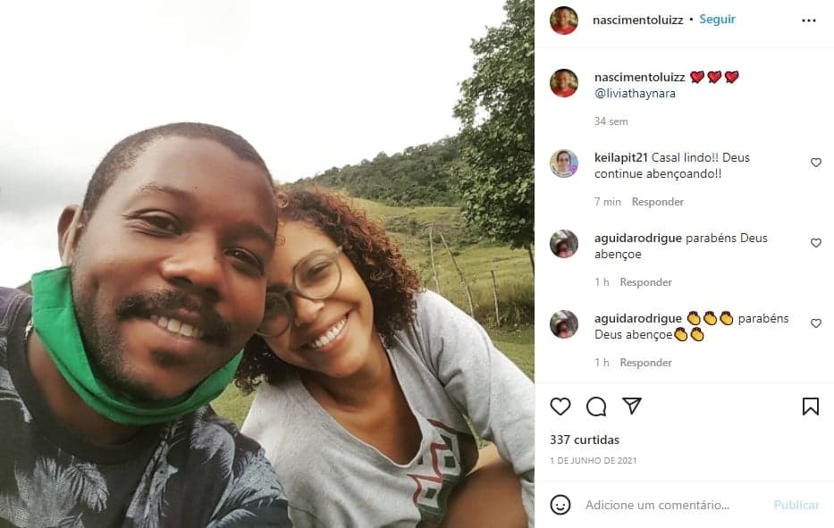 Luiz Antônio do Nascimento, o Buscapé de O Cravo e a Rosa ao lado da esposa - Foto: Reprodução