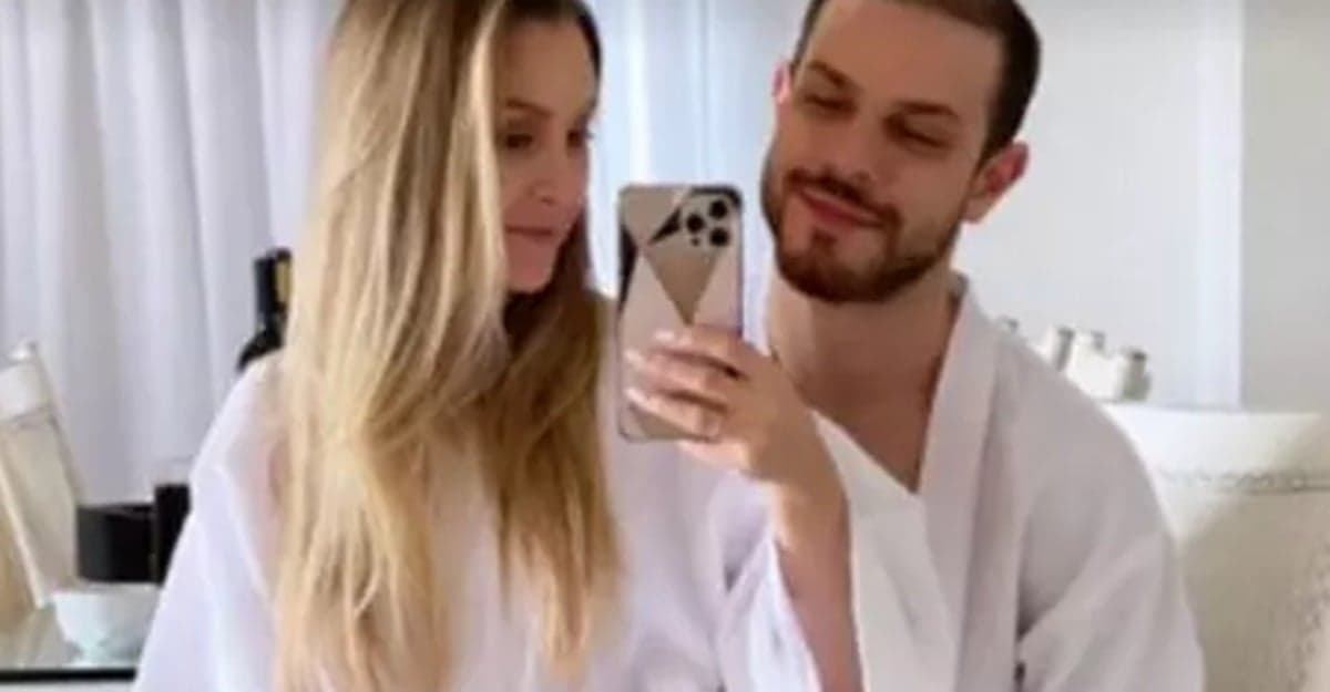 Carla Diaz e o namorado Felipe Becari Carla Diaz e o namorado Felipe Becari