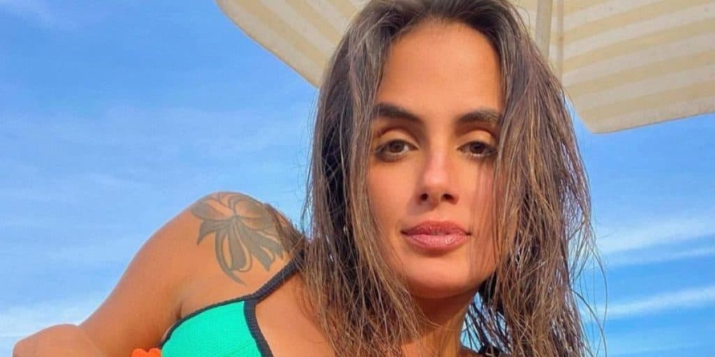 Urgente! Carol Peixinho é assaltada a mão armada, tem contas invadidas e se desespera: "Fui assaltada"