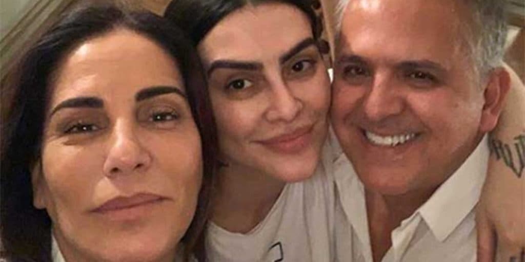 Suposto caso com o padrasto Cleo detona boatos de traição à Glória Pires
