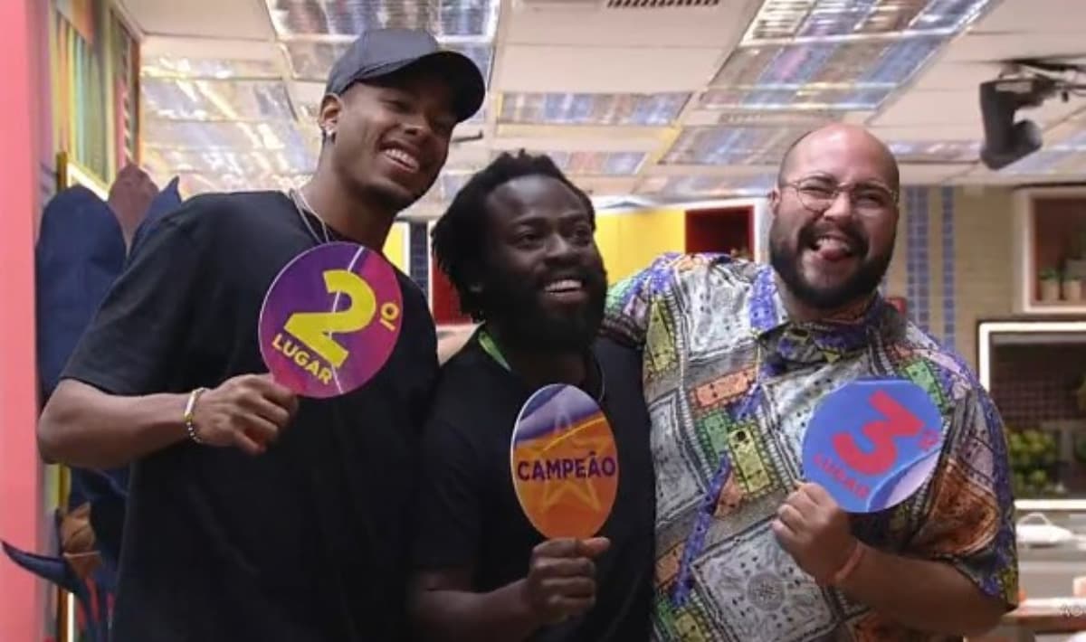  O pódio de Douglas foi entre Paulo André e Tiago (Foto: Reprodução / Globoplay)