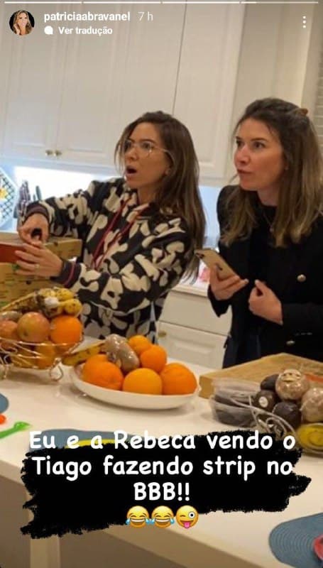 Rebeca e Patrícia se renderam a concorrência e 'traíram' Silvio Santos (Foto: Reprodução)