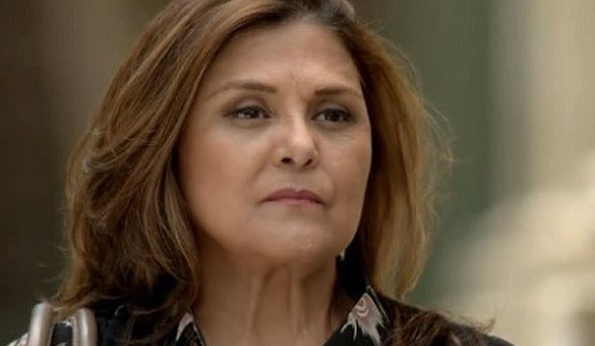 Elizangela teria se recusado a tomar as doses das vacinas contra a Covid-19 (Reprodução/ TV Globo)