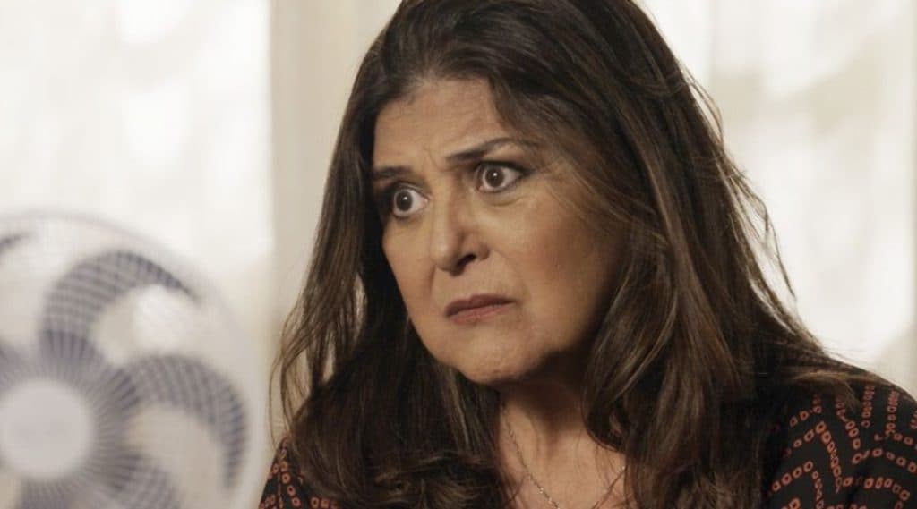 Urgente: Elizangela, atriz da Globo, é internada com COVID-19