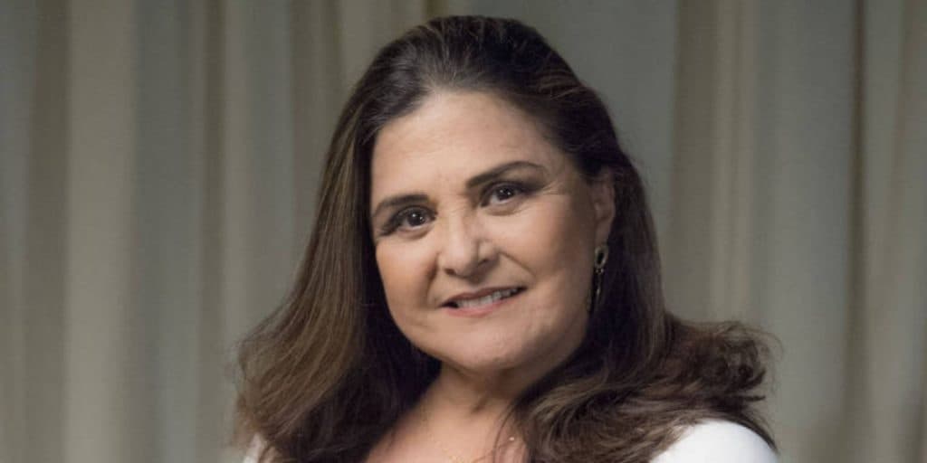 Família da atriz Elizangela, na UTI e em estado grave, é chamada em hospital para notícia final com desfecho