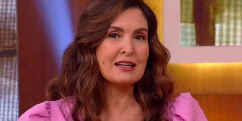Fátima Bernardes, em meio a saída decretada, bate o martelo na Globo e volta pro Encontro com notícia
