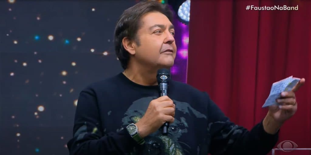 Após ter zona em gravação exposta por cantor e chorar, Faustão é convocado às pressas na Band: "Liberado"