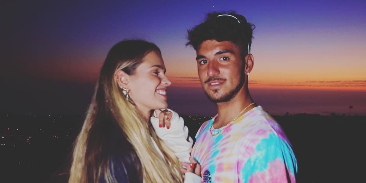 Domingo Espetacular traz entrevista com mãe de Gabriel Medina: “Não ia durar. Não era amor” Domingo Espetacular traz entrevista com mãe de Gabriel Medina: “Não ia durar. Não era amor”
