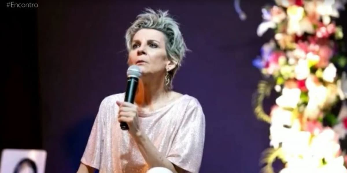 Fátima Bernardes anunciou a morte de Ludmila Ferber no "Encontro" (Foto: Reprodução/TV Globo)