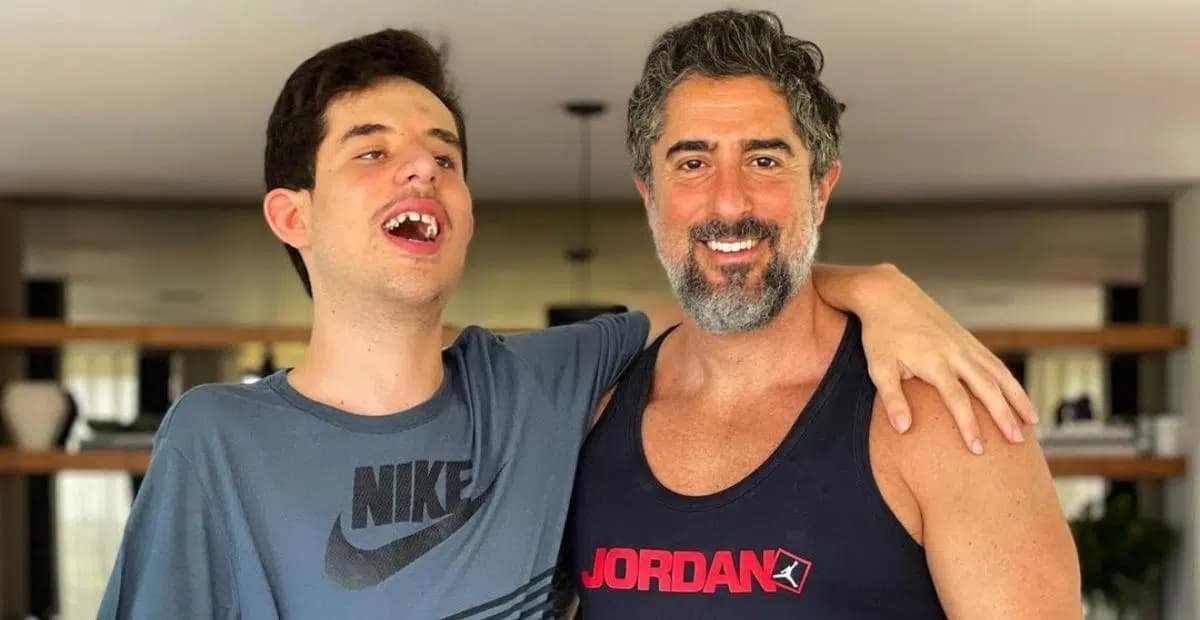 Marcos MIon e seu filho mais velho Romeo (Foto: Reprodução/ Instagram) Marcos MIon e seu filho mais velho Romeo (Foto: Reprodução/ Instagram)