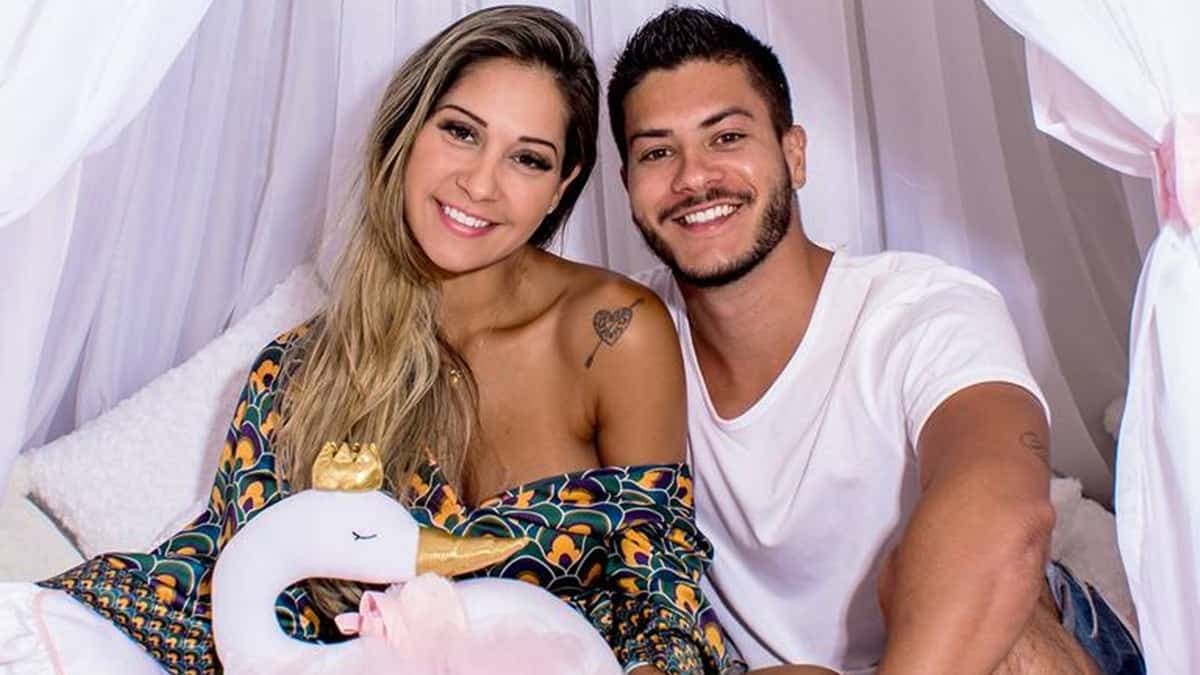 Arthur Aguiar e Maíra Cardi passaram por uma crise no casamento (Foto: Reprodução / Internet) 