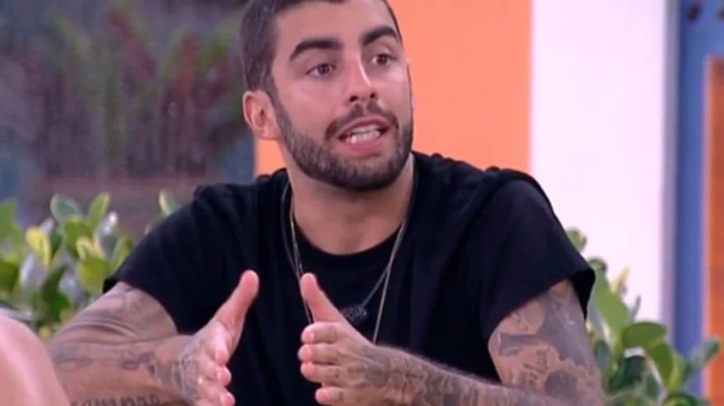 Pedro Scooby sofre acusação grave no 'BBB22', perde a paciência com todos e esculacha Arthur Aguiar: "Ridículo"