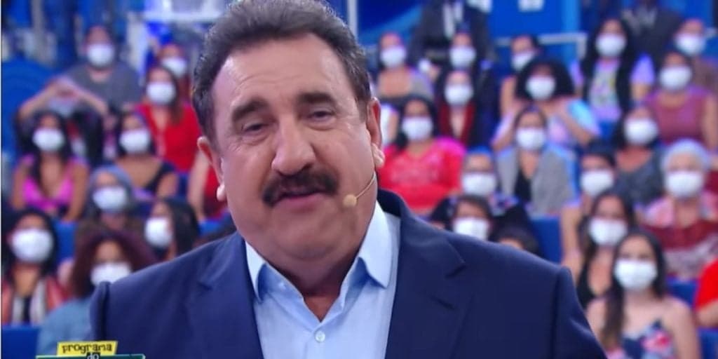 Ratinho revela férias ao lado de neto com hidrocefalia, demonstra muito amor e recebe de volta dos fãs
