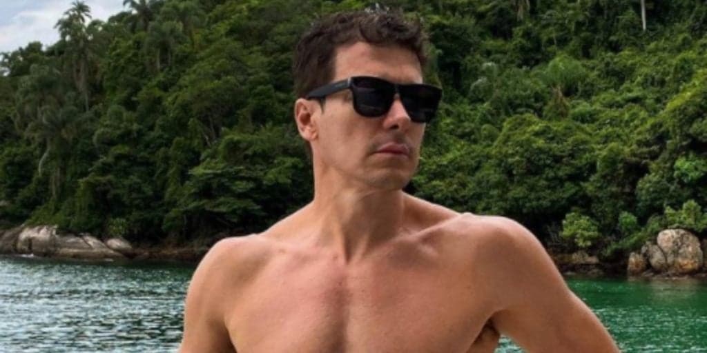 Rodrigo Faro usou as redes sociais para expor foto de calcinha