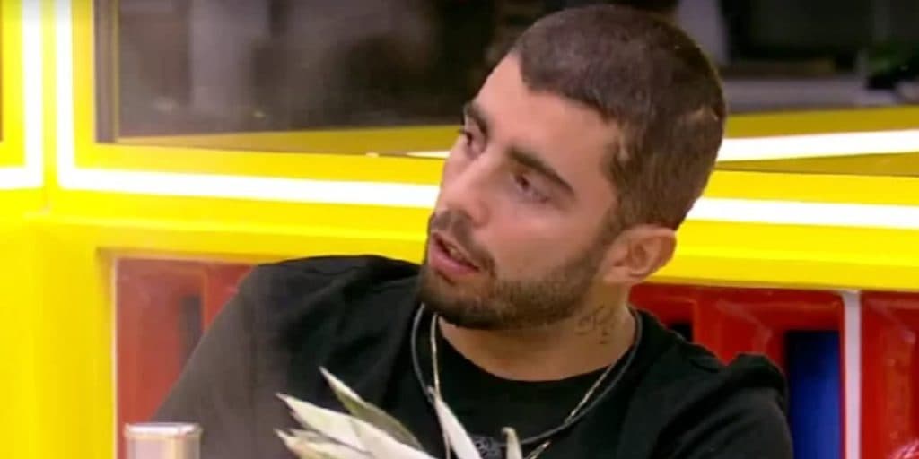 No BBB22, Pedro Scooby é acusado de ser transfóbico e causa polêmica: "Traveco"