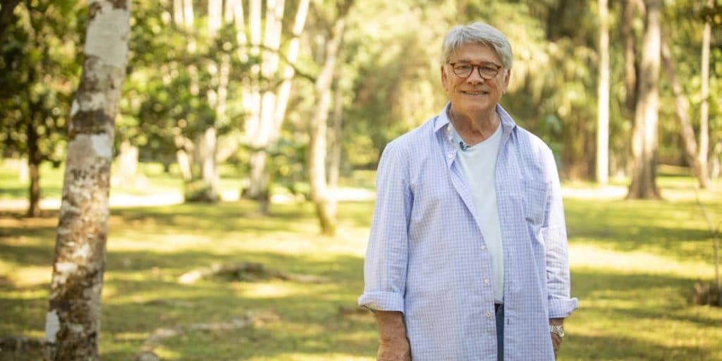Após anos, Sérgio Chapelin faz rara aparição na Globo e dá notícia de âncora: "Gostaria de ter"