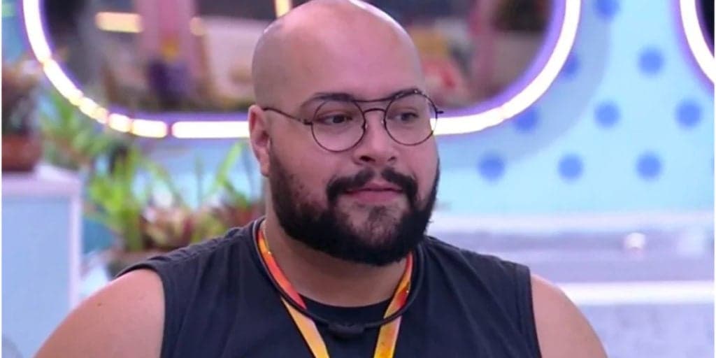 "Eu gostava", Tiago Abravanel expõe sexo com mulheres no BBB22 e como descobriu que era gay: "Foi minha mãe"