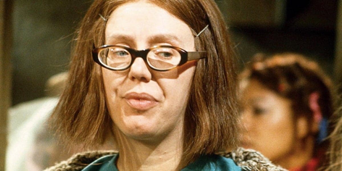 Anna Karen Anna Karen