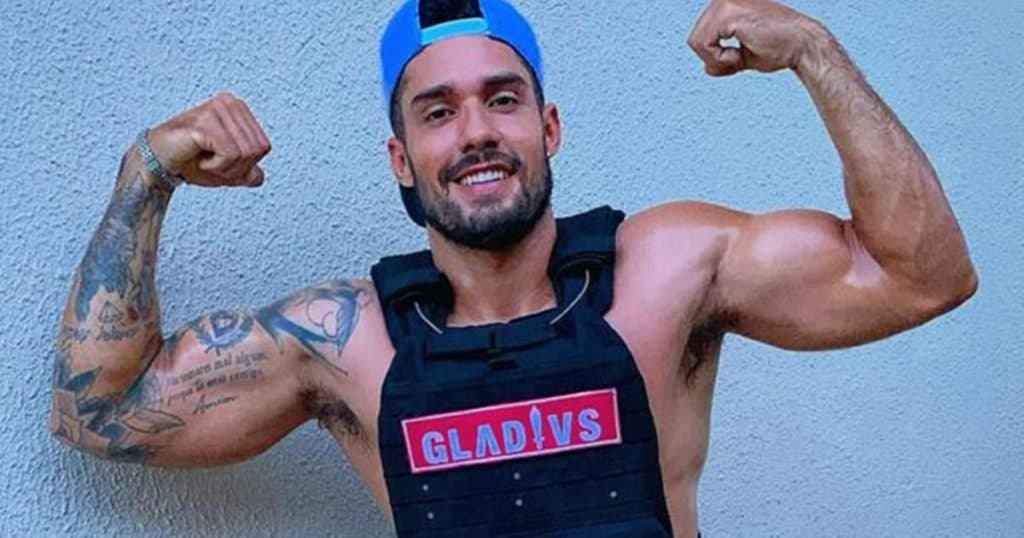 Ex-BBB pede para equipe das contas de participante da Casa de Vidro do BBB22 substituam emoji de torcida