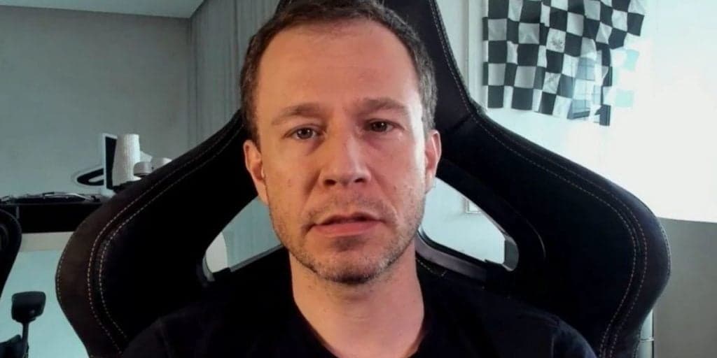 Tiago Leifert, após demissão da Globo, recusa volta a trabalho e expõe o que viveu nos bastidores: "Nunca tive medo"