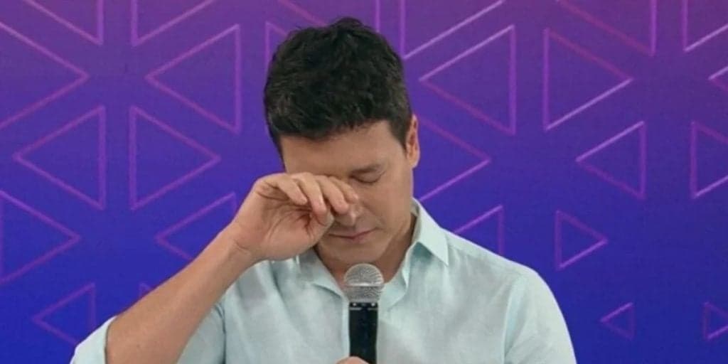 "Conchinha Dura 30 segundos", casado há anos, Rodrigo Faro expõe intimidade com esposa e diz o que acontece na cama