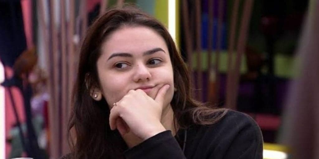 Eslovênia fica chocada com discurso de Tadeu, vê Larissa ser eliminada e entra em paranóia no BBB22