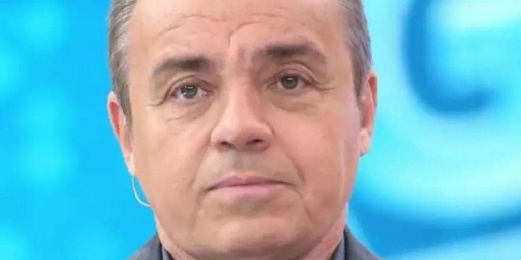 Família Gugu Liberato manda retirar anúncio de lápide com apresentador do ar: 'Mau gosto'