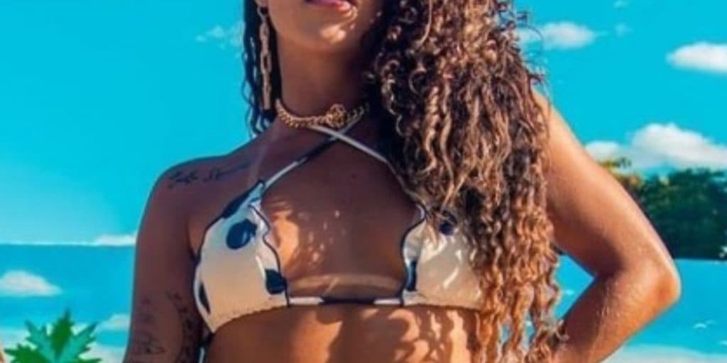 Famosa cantora é presa, ofende policiais e dá a sua versão sobre a prisão