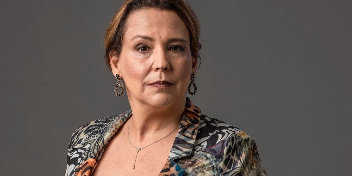 "Recebi o diagnóstico", Ana Beatriz Nogueira expõe doença incurável e sofrimento: "Urgência de não perder tempo" "Recebi o diagnóstico", Ana Beatriz Nogueira expõe doença incurável e sofrimento: "Urgência de não perder tempo"