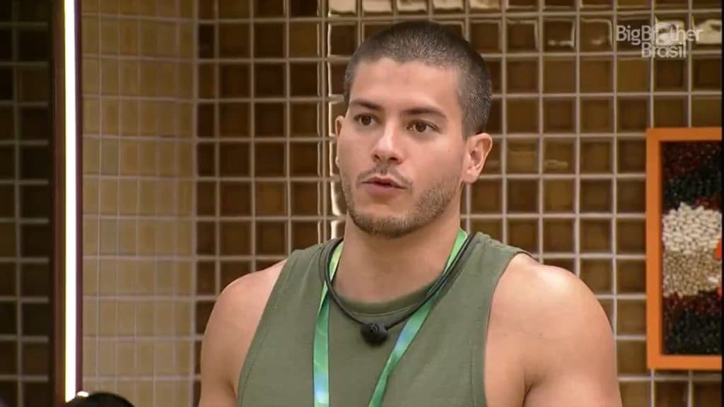 BBB22: bombando na web, Arthur Aguiar vira líder de comentários no Twitter