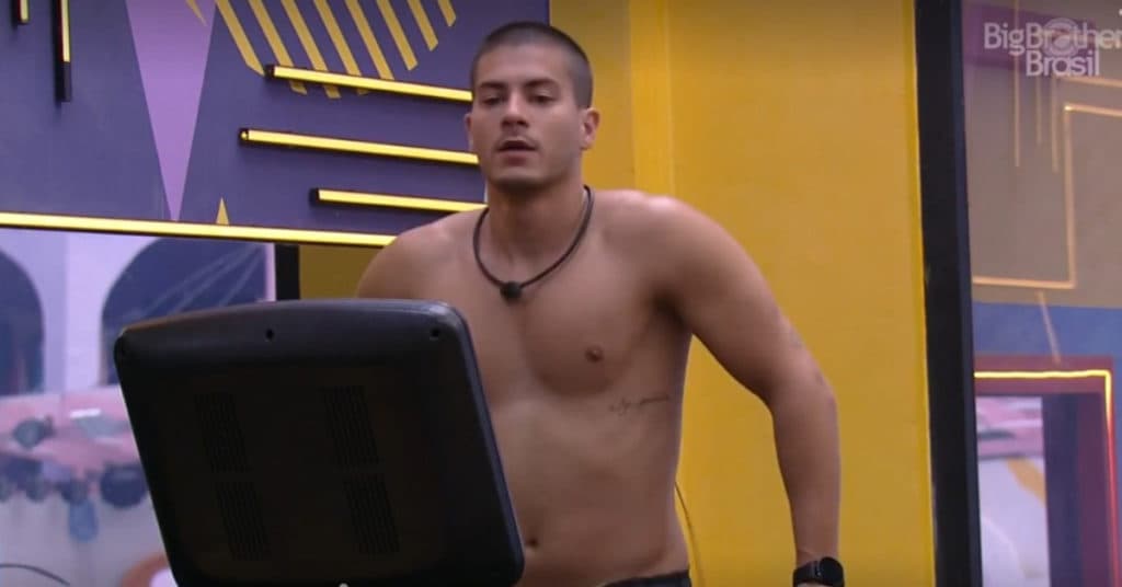 BBB22: Web critica soberba de Arthur Aguiar ao falar de Jade Picon