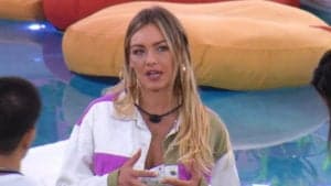 Bárbara Heck foi chamada de 'amiga da onç' na web (Foto: Reprodução / Globoplay) Bárbara Heck foi chamada de 'amiga da onç' na web (Foto: Reprodução / Globoplay)