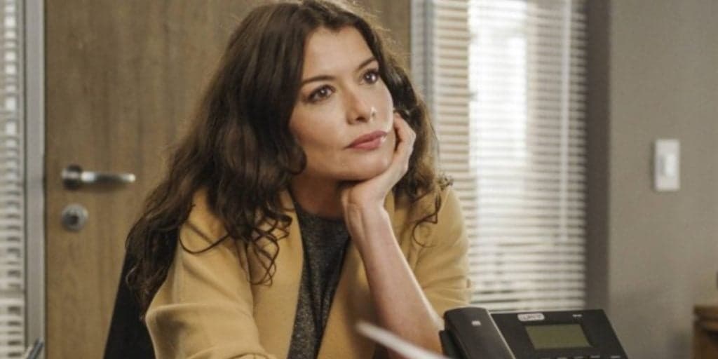Um Lugar ao Sol: Barbara dá contra golpe ardiloso em Christian e aplica "multa traição"