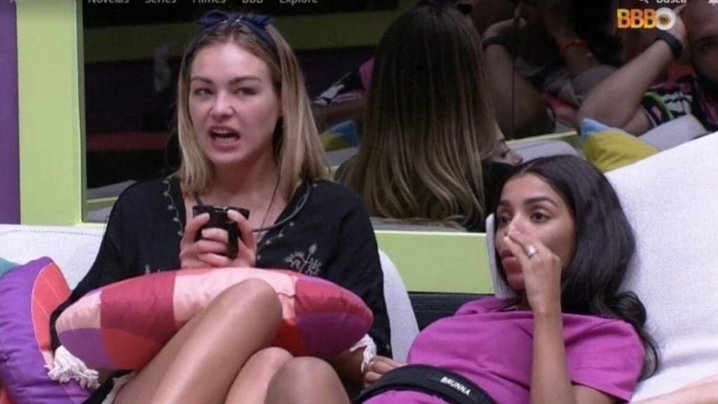 BBB22: Bárbara conta para Tiago quanto ganhou de dinheiro em programa de Silvio Santos